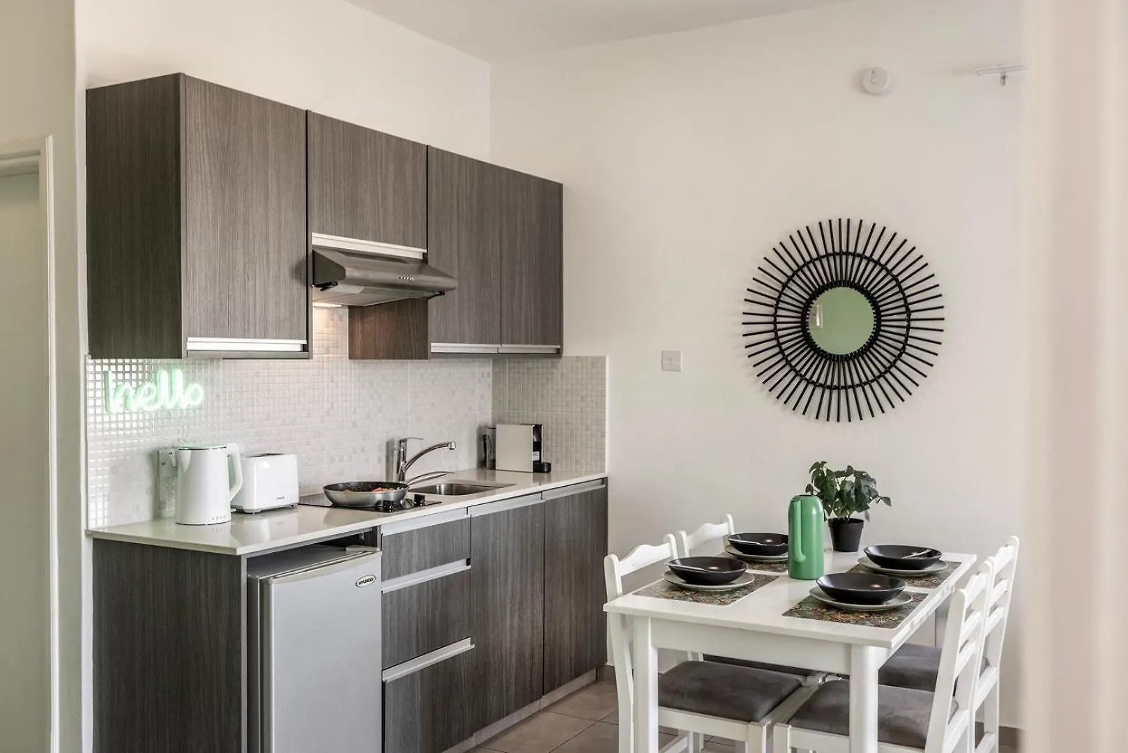 Somantonia Apartments Πρωταράς