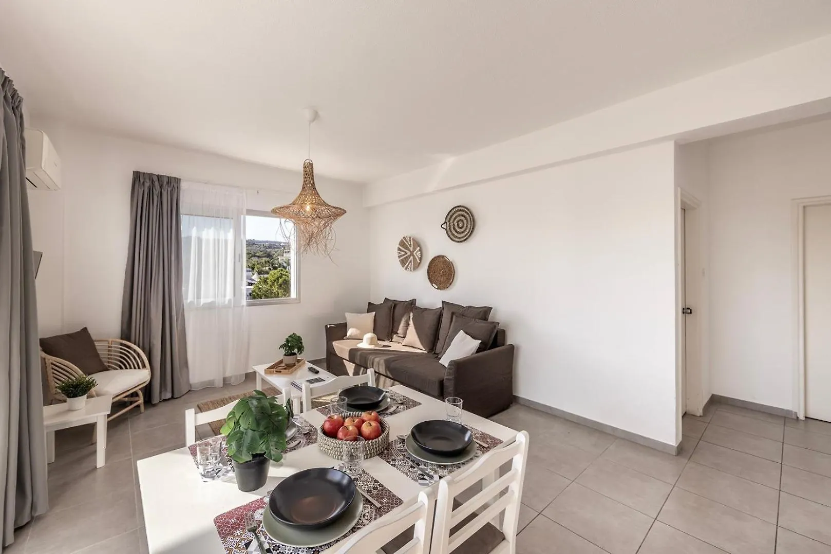 Somantonia Apartments Πρωταράς