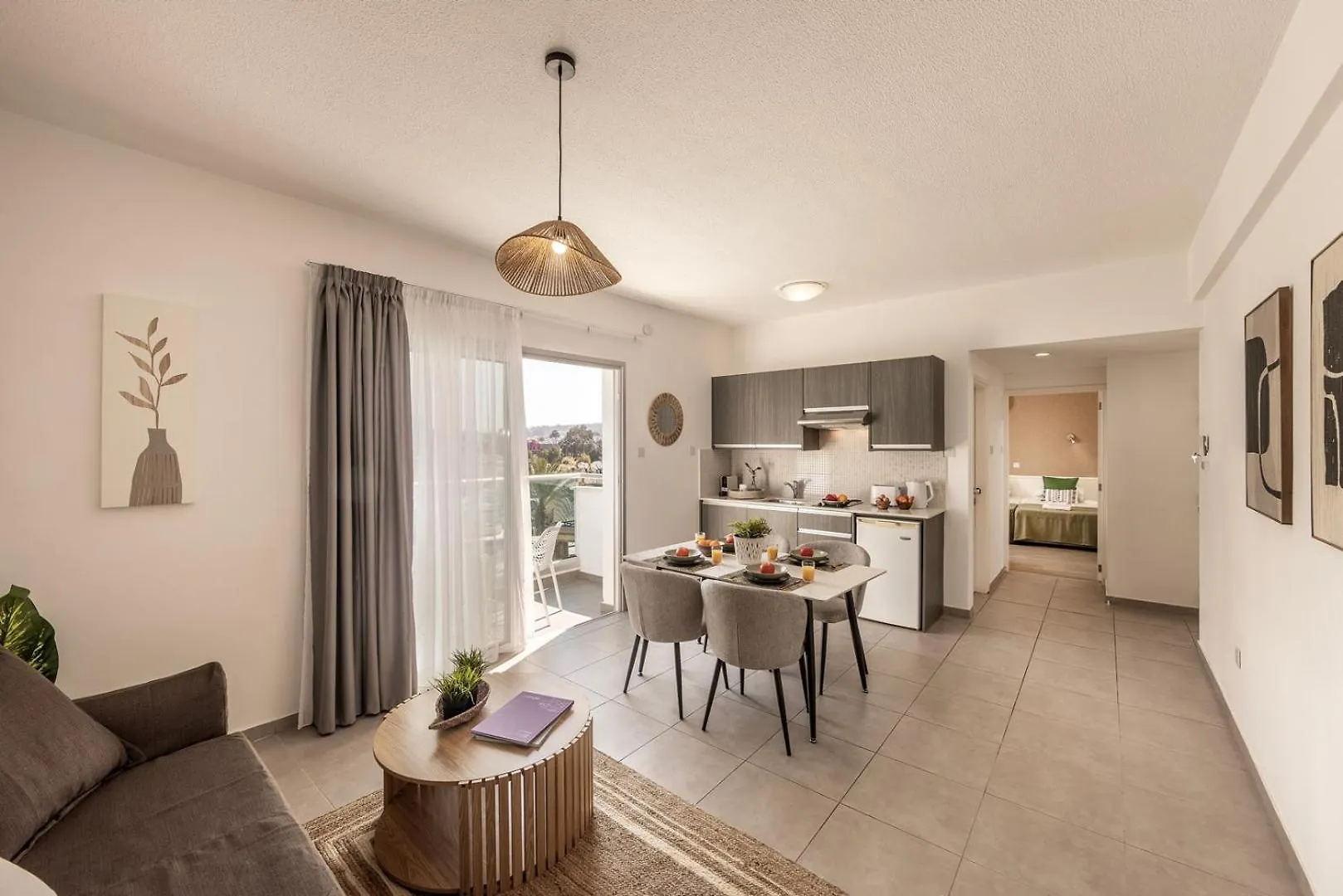 Somantonia Apartments Πρωταράς