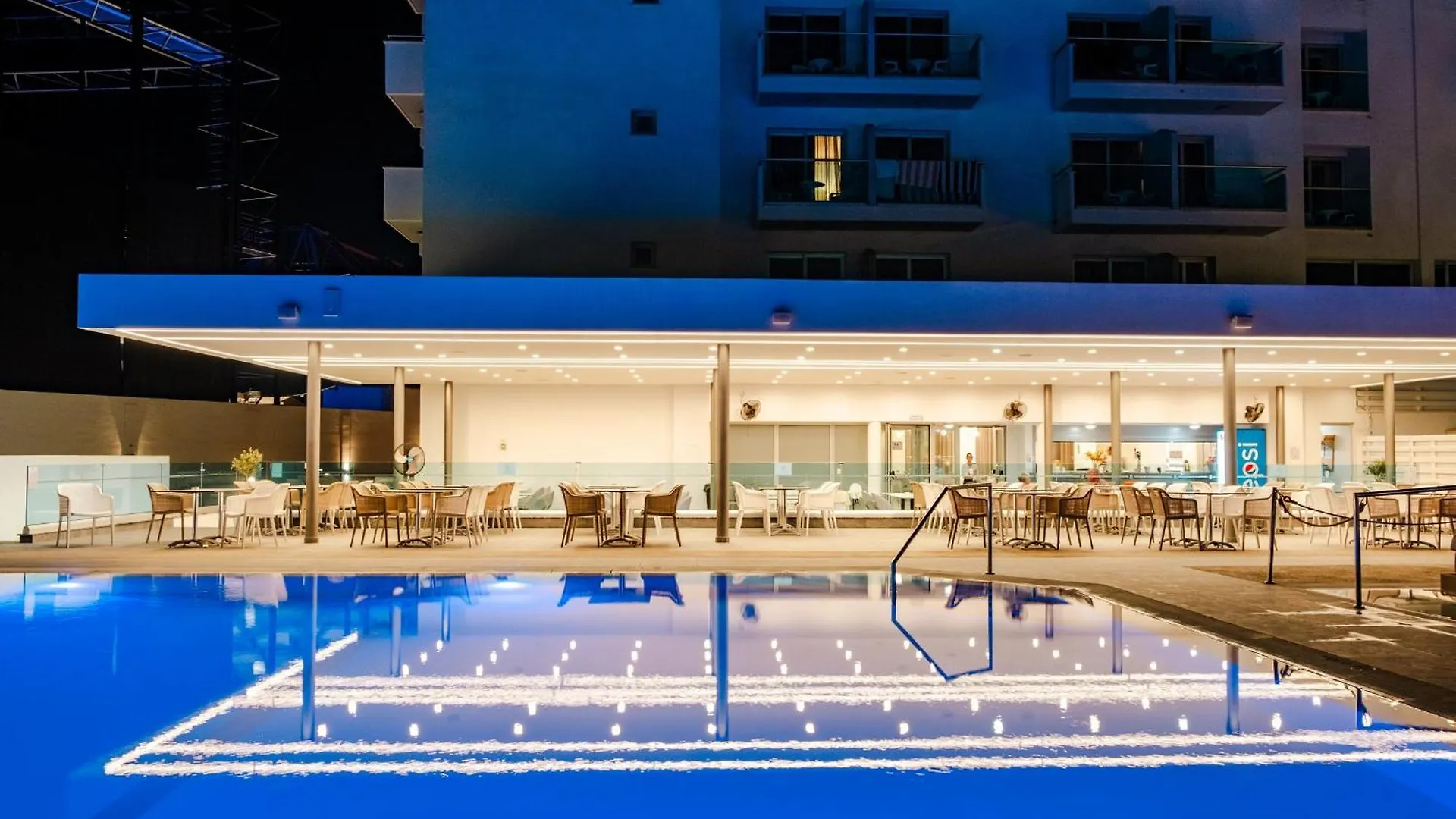 Somantonia Apartments Протарас