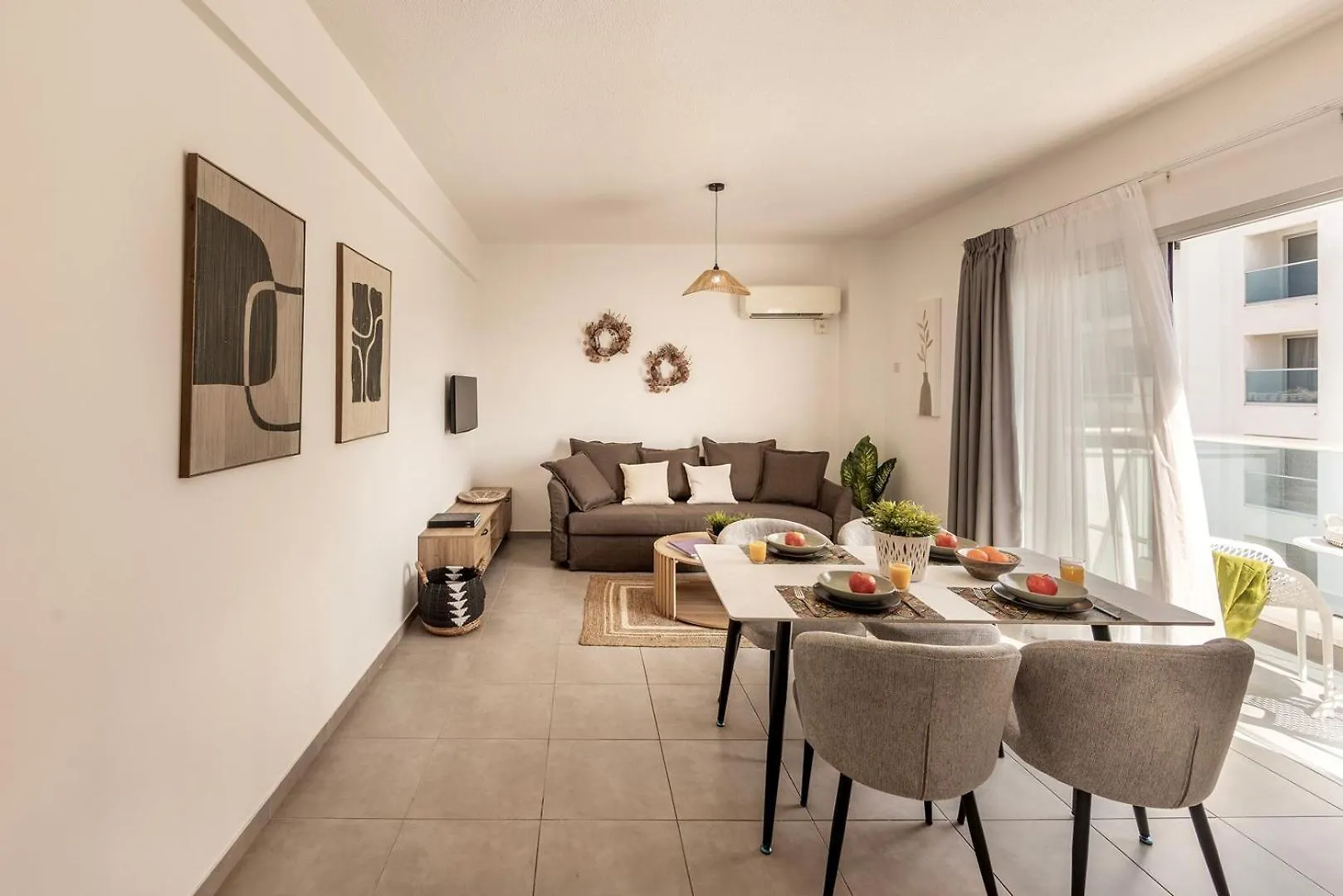 Somantonia Apartments Протарас